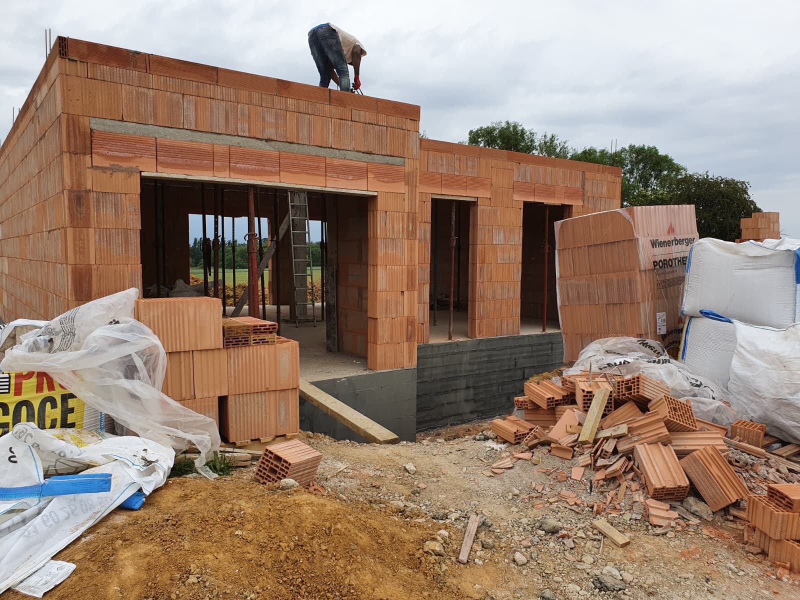 Élévation brique rouge