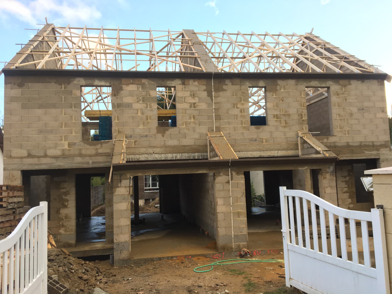 Élévation parpaings R+1