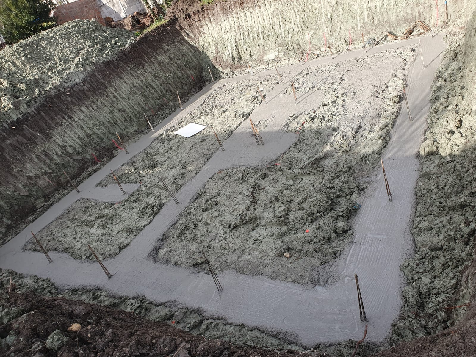 Brique rouge + charpente